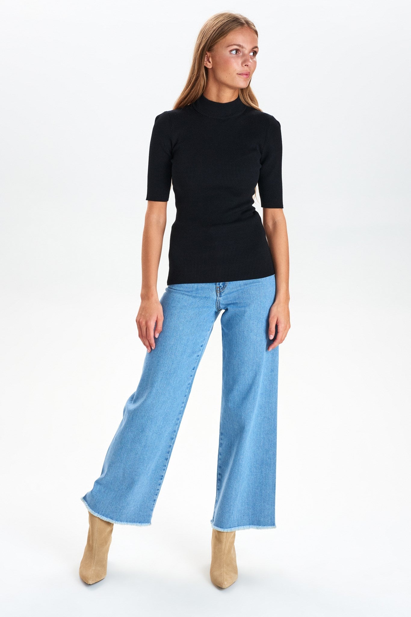 NUBIA SS PULLOVER  - Caviar