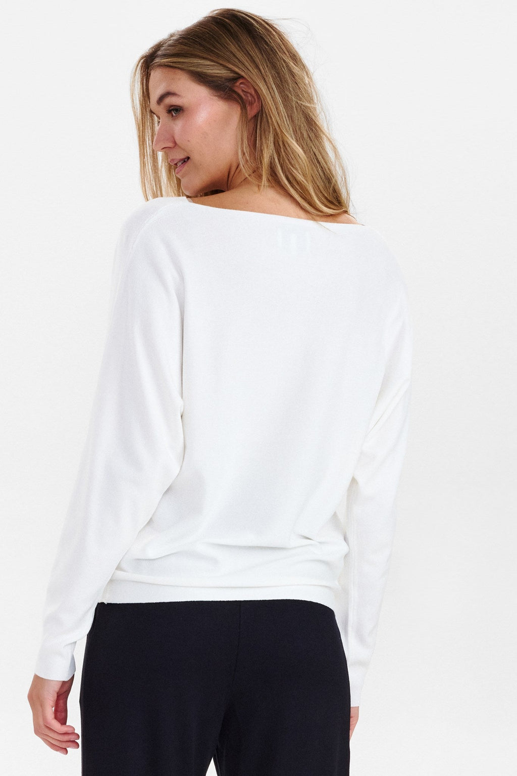 NUDAYA PULLOVER  - Cloud Dancer