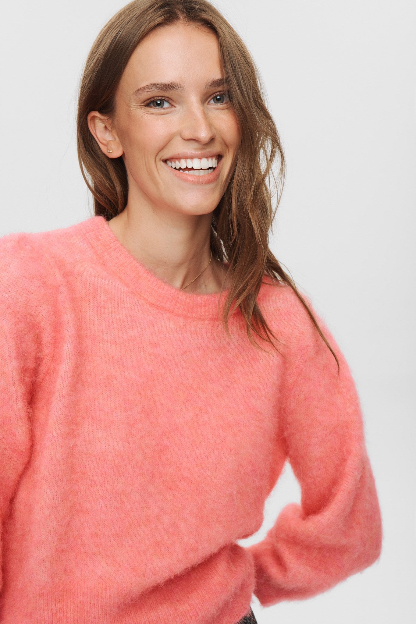 NUSURI BRUSHED SS PULLOVER - Pink Lemonade
